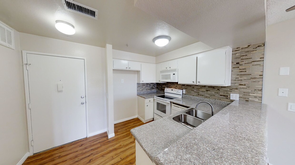 3D Tour - Lincoln Park Apartments