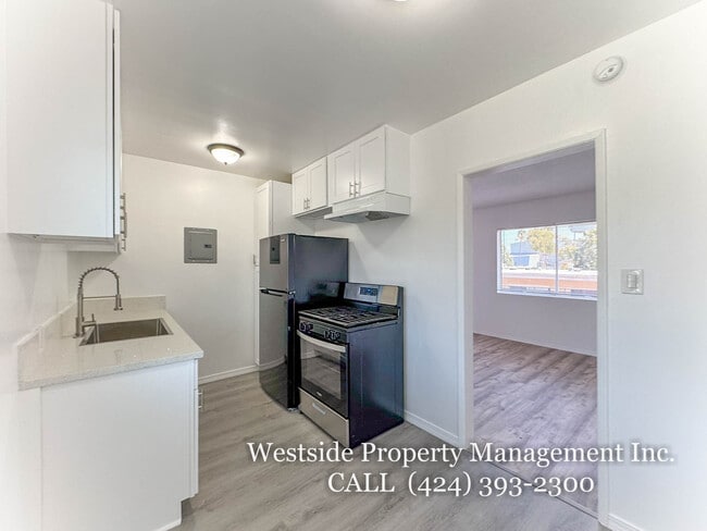 Photo - 1731 Pico Blvd