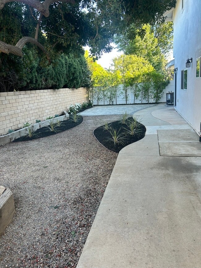 Private Backyard - 19548 Los Alimos St Unit 19546