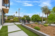 Photo - 571 N Mariposa Ave Townhome