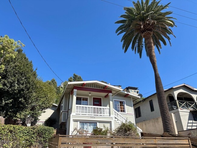 Serene 3bed /2 Bath Craftsman in Heart of ... - Serene 3bed /2 Bath Craftsman in Heart of ...