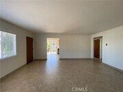 Photo - 551 W 40th St