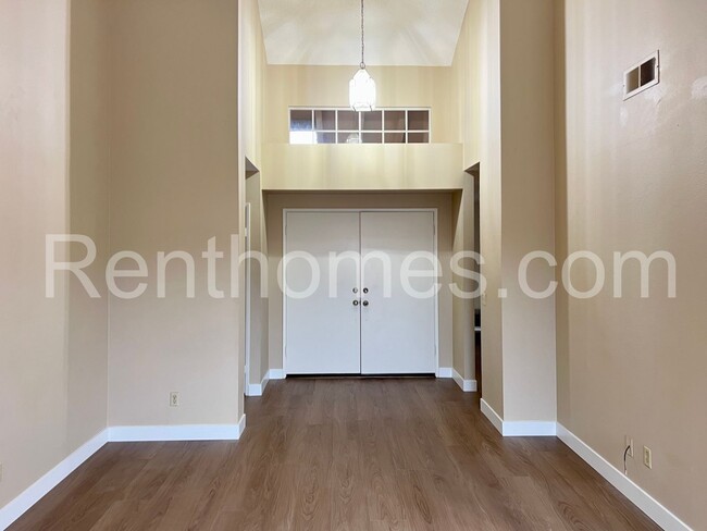 Photo - 10594 Dabney Dr