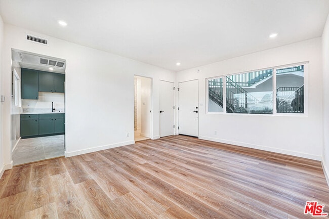 Photo - 16185 Sunset Blvd Unit 1
