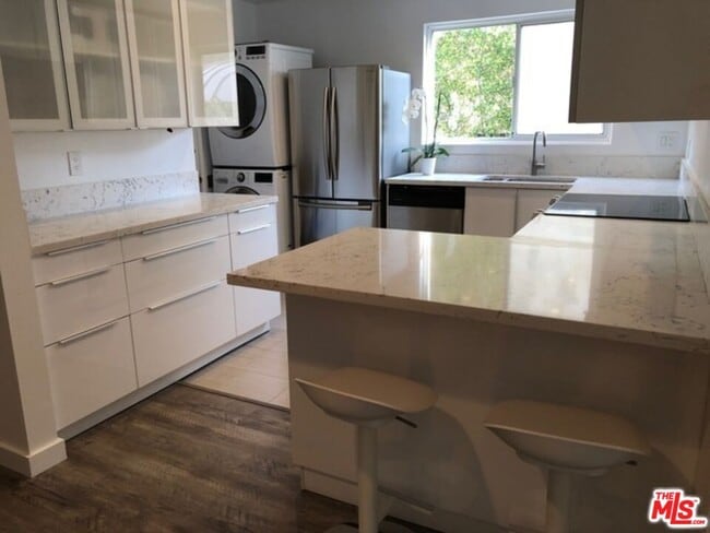 Photo - 9297 Burton Way Unit C