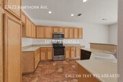 Photo - 22422 Hawthorn Ave