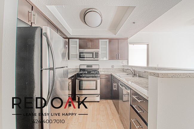 Photo - 939 Palm Ave Unit 304