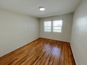 Photo - 652 Veteran Ave