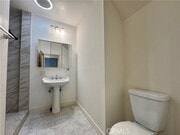 Photo - 1216 N Kenmore Ave Unit 3