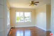 Photo - 1353 W 49th St Condo