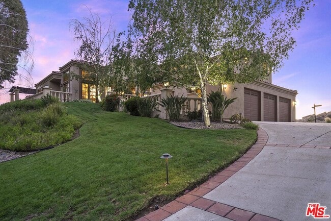 Photo - 19 Ranchero Rd