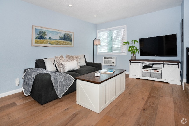 Building Photo - 7988 Mission Center Ct Rental