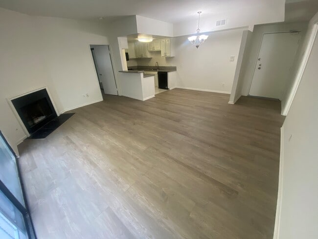 Photo - 420 S Occidental Blvd