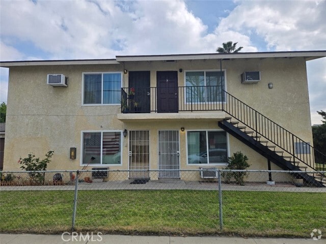 Building Photo - 1558 N Hope Ave Unit D Rental