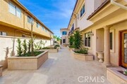 Photo - 730 S Marengo Ave Townhome