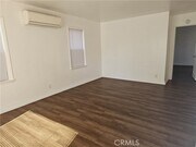 Photo - 114 S Kellogg St Apartment