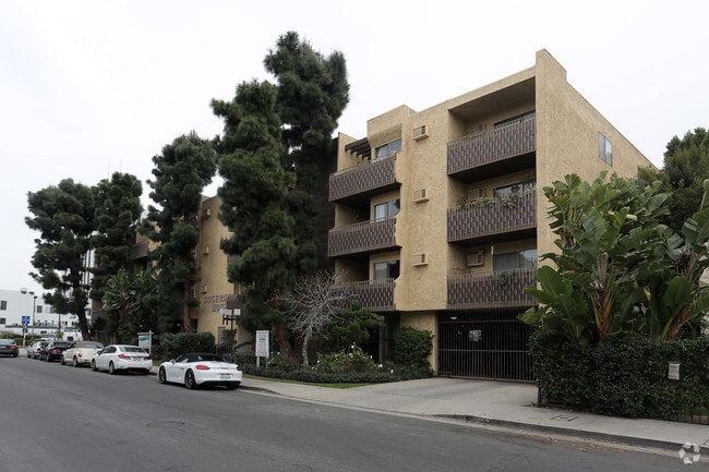 Photo - 740 S. Cochran