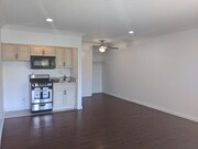 Photo - LOVELY 1BED Near Valley College! -- GREAT ... Apartments