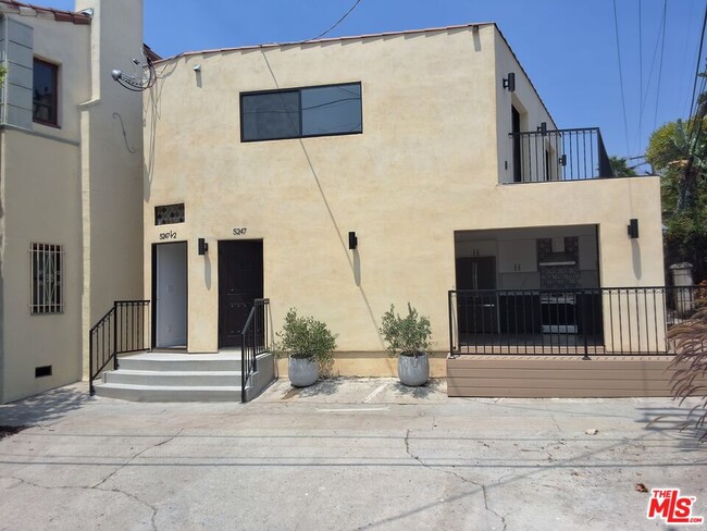 Building Photo - 5247 W 9th St Rental