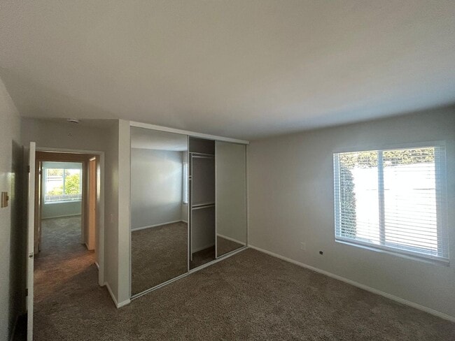 Photo - 8026 Linda Vista Rd