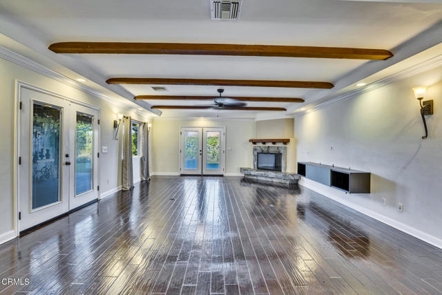 Photo - 23363 Erwin St