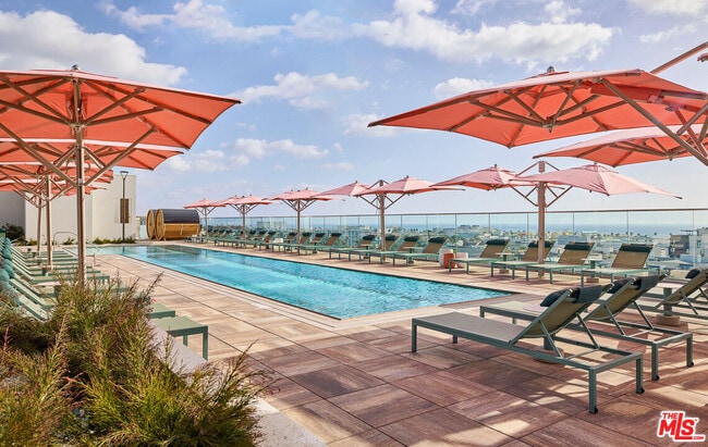 Photo - 700 Broadway Unit PH 815