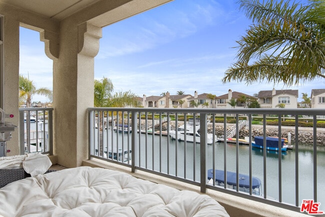 Photo - 4320 Tradewinds Dr Condo
