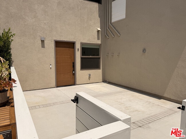 Photo - 1138 Princeton St Condo Unit F