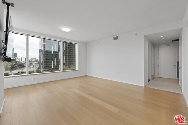 Photo - 889 Francisco St Unit 1508