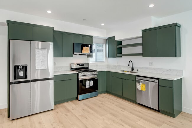 Photo - 5622 Raber St Unit 5624