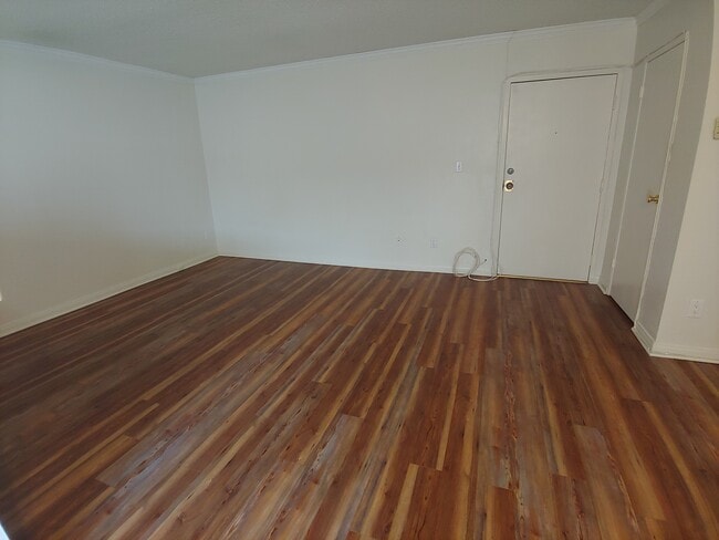 Photo - 18530 Hatteras St Unit 302