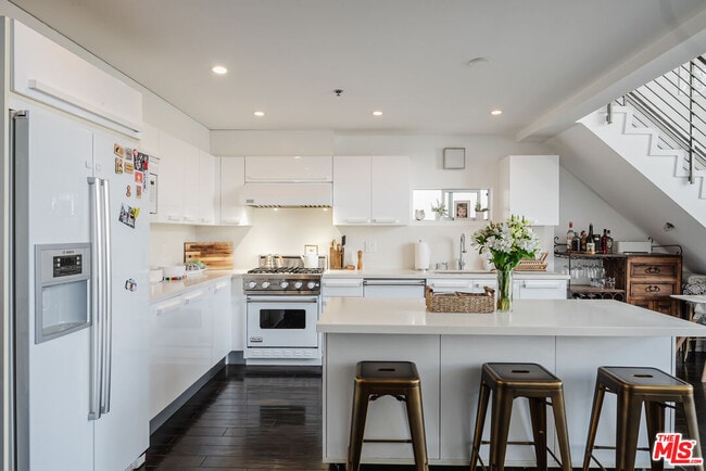 Photo - 13326 Beach Ave Unit 202