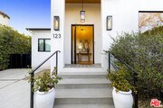 Photo - 123 S Kilkea Dr House