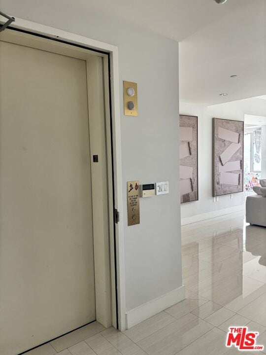 Photo - 10727 Wilshire Blvd Unit 2002
