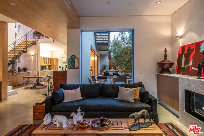 Photo - 716 Brooks Ave