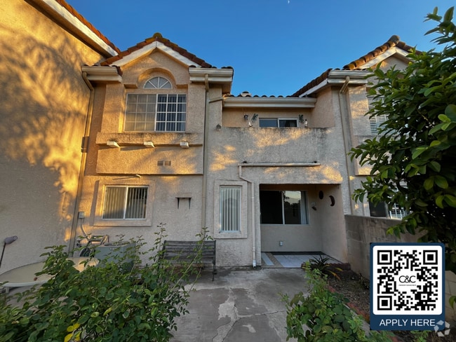 Building Photo - Comfortable 3-Bedroom Home in Prime La Pue...