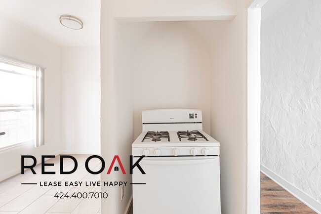 Photo - 921 S Bonnie Brae St Unit 18