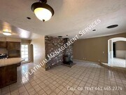 Photo - 404 Fairway Dr House