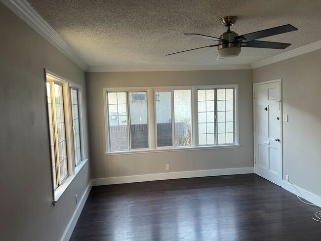 Photo - SCOTT 110-112 Unit 110