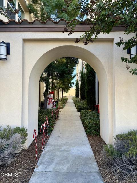 Photo - 629 W Foothill Blvd