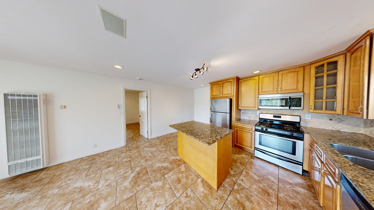 3D Tour - 760 Embarcadero Del Norte Unit 7