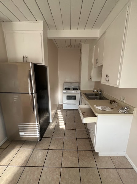 Building Photo - 11842 Venice Blvd.