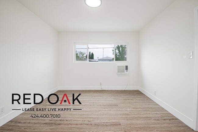 Building Photo - 4070 Venice Blvd.