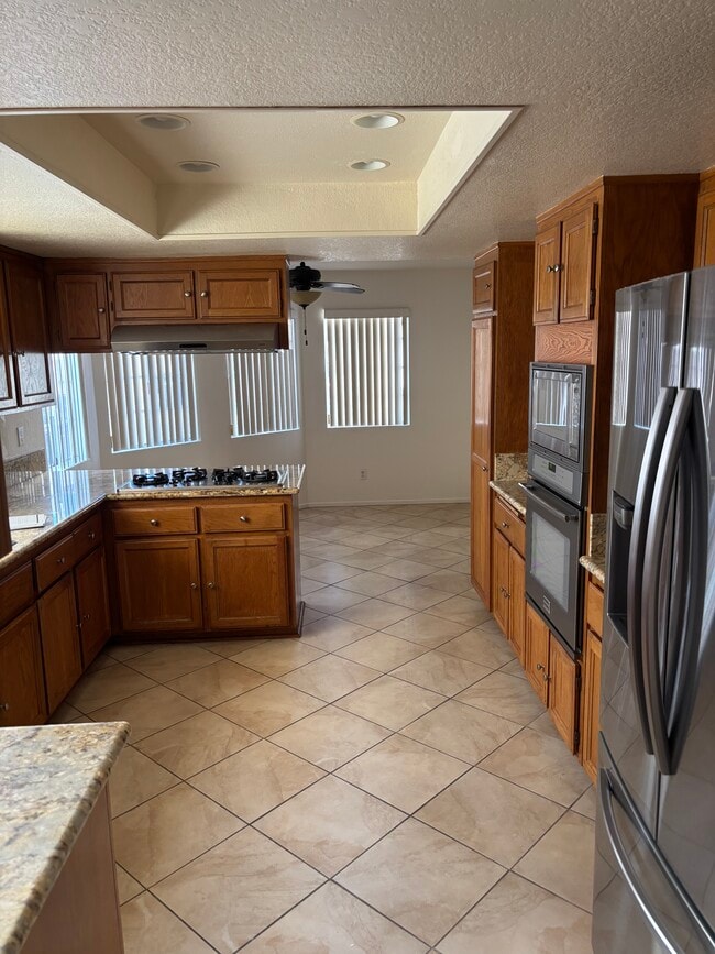 Photo - 2305 Clark Ln