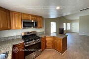 Photo - 15778 Jalanie Ln