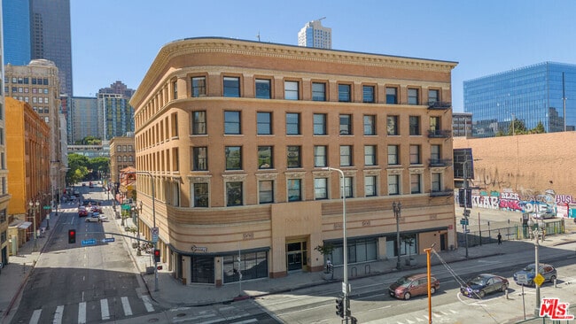 Building Photo - 257 S Spring St Unit 3L Rental