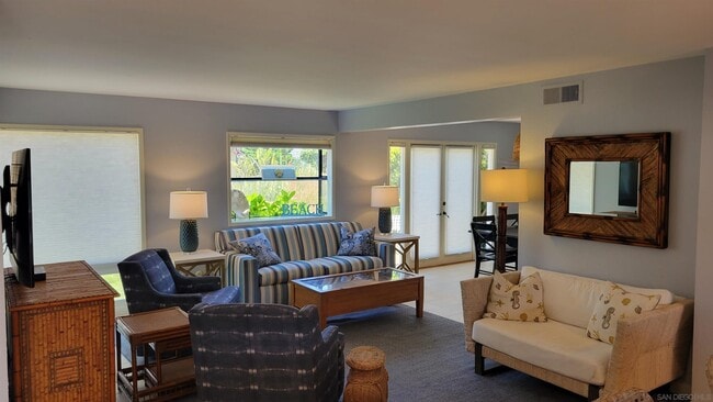 Photo - 2525 Ocean Front