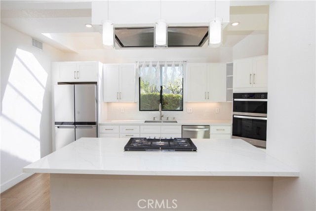 Photo - 7 Sweetwater