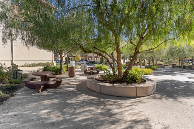 Photo - 2700 E Chaucer