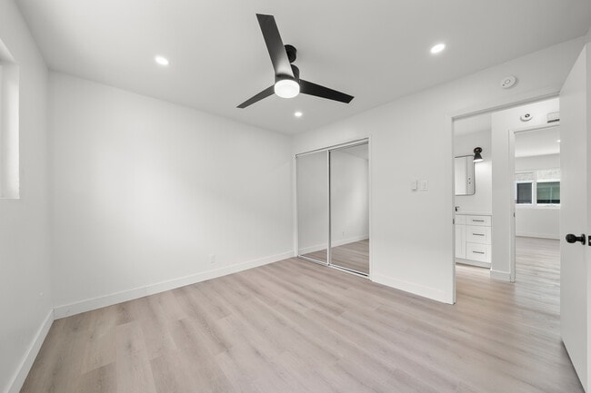 Photo - 3444 E Wilton St Unit 2
